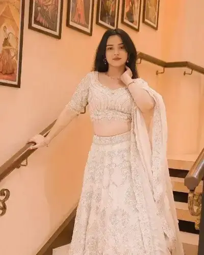 Escort Service In Defence Colony Delhi